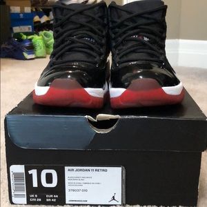 Air Jordan 11 Retro (Playoffs 2012)